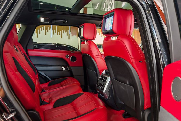 Used Land Rover Range Rover Sport 2021 3.0 L6 YAO Black Edition
