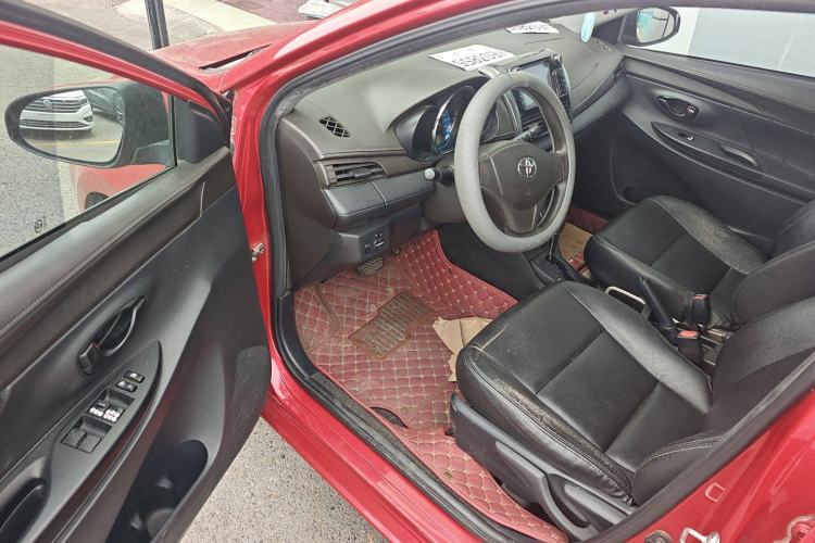 Used Toyota YARiS L 2014 1.3E Automatic Charm Edition
