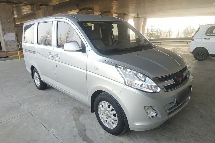 Used Wuling Rongguang V 2019 1.5L Standard Version China VI LAR
