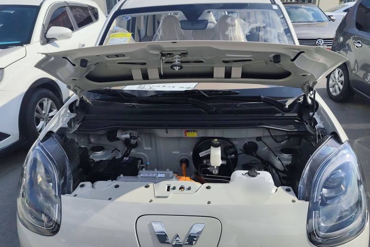 Used Wuling Hongguang MINIEV 2025 Four-Door Version Advanced Edition
