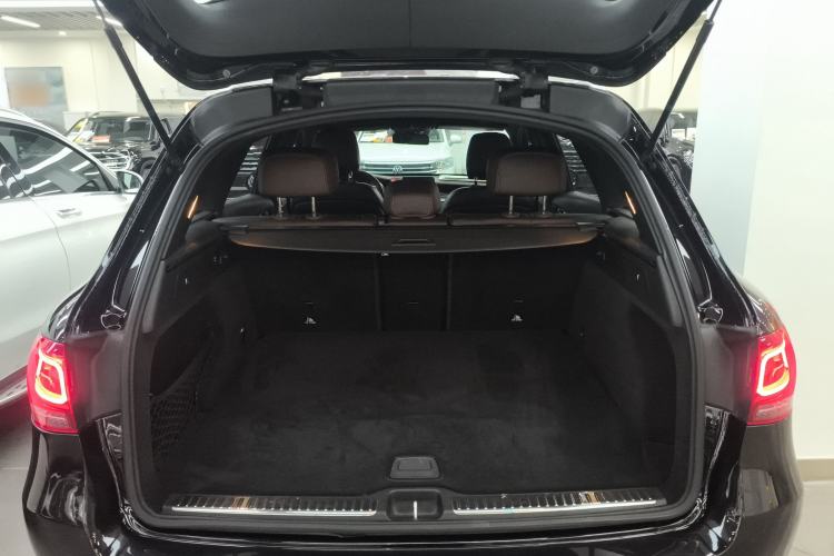 Used Mercedes-Benz GLC 2022 GLC 300 L 4MATIC Dynamic Model
