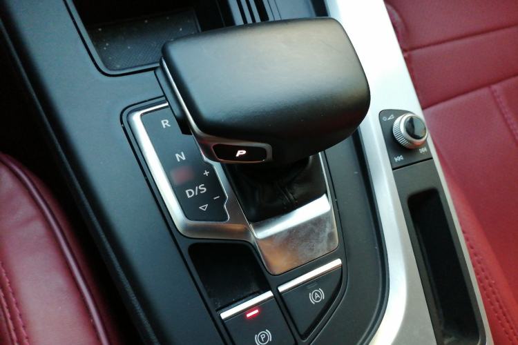 Used Audi A4L 2022 40 TFSI Fashion Dynamic Model