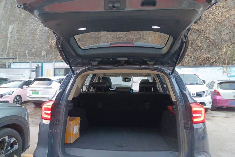 Used BYD Song New Energy 2019 Song DM 1.5TID Smart Connect Dynamic Model
