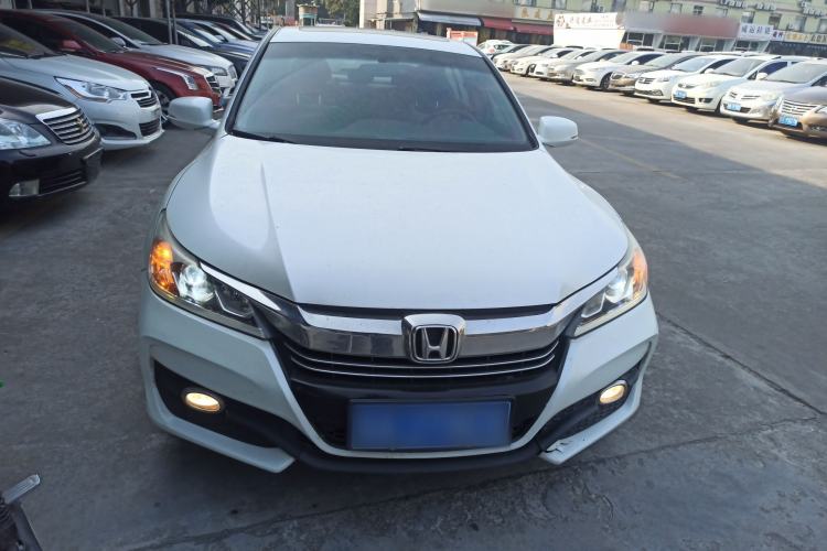 Used Honda Accord 2016 2.0L Luxury Edition
