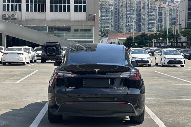 Used Tesla Model Y 2022 Rear-Wheel-Drive Version