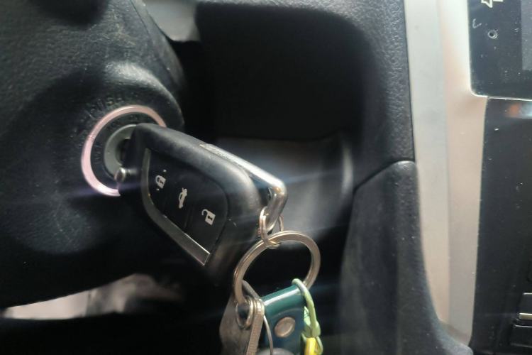 Used Toyota Camry 2015 2.0G Premier Edition
