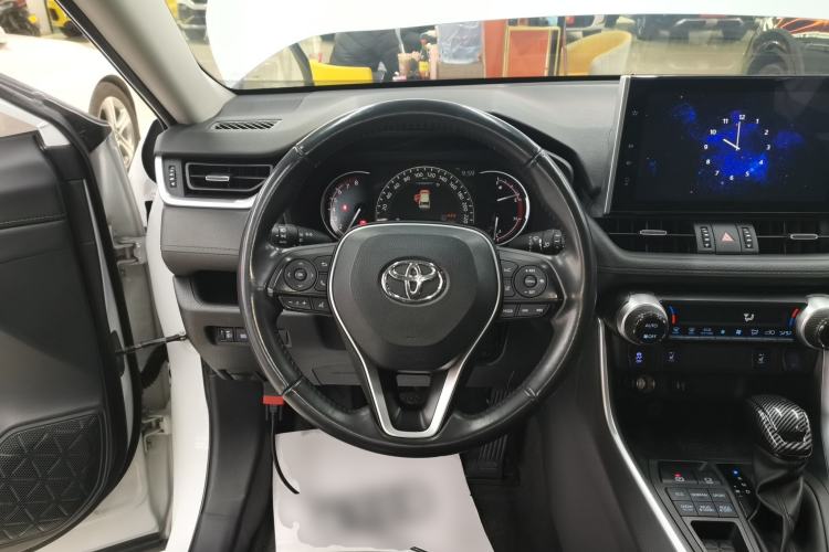 Used Toyota RAV4 2022 2.0L CVT 4x4 Style Plus Edition
