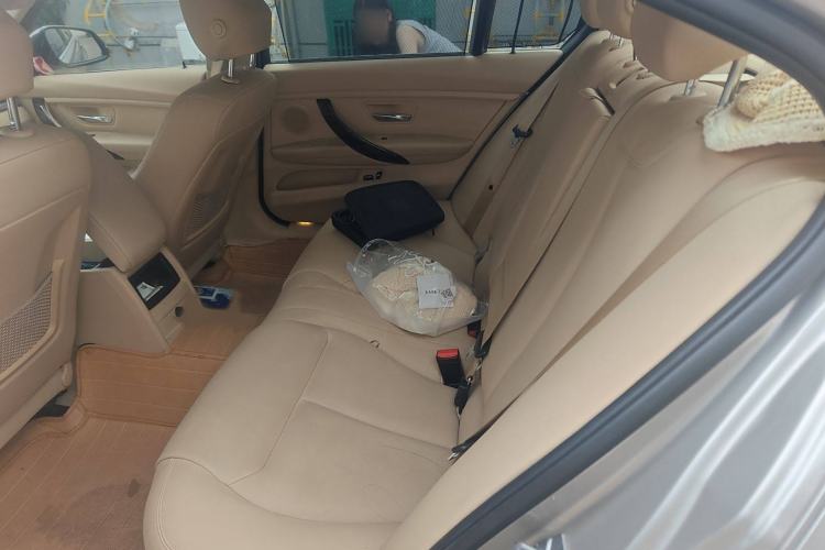 Used BMW 3 Series 2013 320Li Fashion Model
