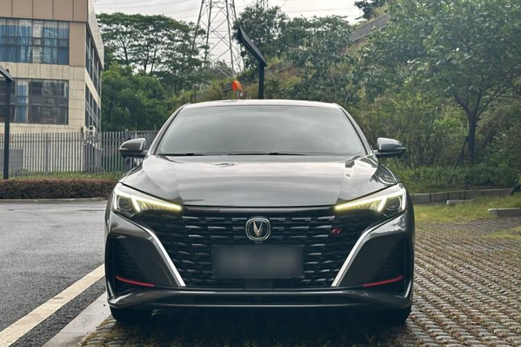 Used Changan Eado 2023 Changan Edition PLUS Blue Whale NE 1.4T GDI DCT Prestige Version
