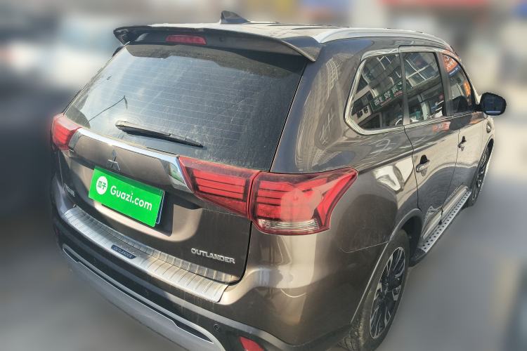 Used Mitsubishi Outlander 2019 2.0L Two-Wheel Drive Comfort Edition 5 Seats China V Standard
