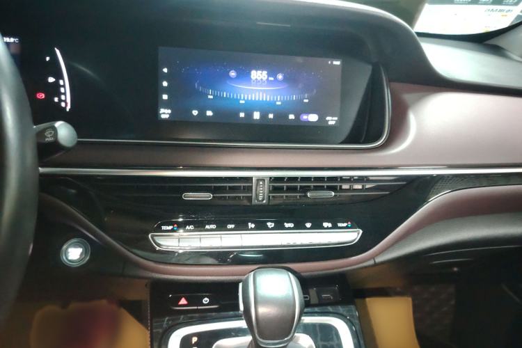 Used GAC Trumpchi M6 2023 PRO 270T DCT Luxury Edition
