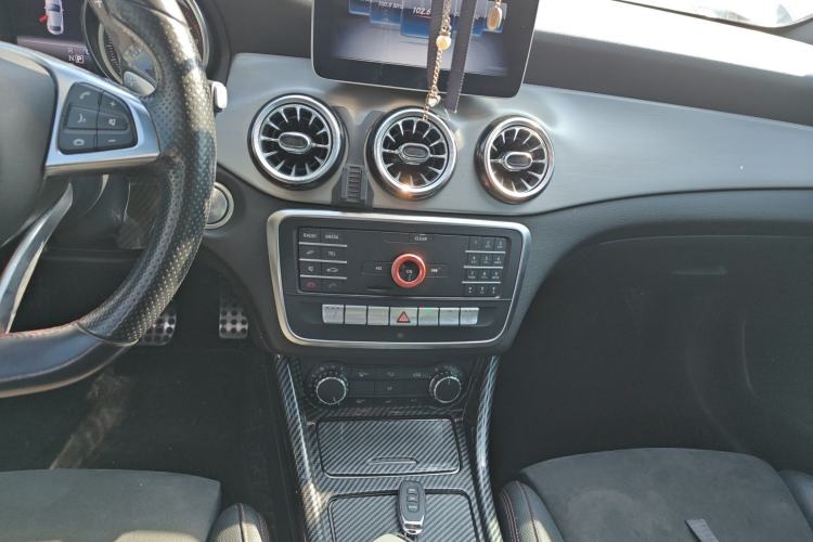 Used Mercedes-Benz CLA 2018 CLA 220 4MATIC
