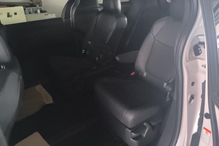 Used Toyota Granvia 2024 2.5L Hybrid Prestige PLUS Four-Wheel Drive Version
