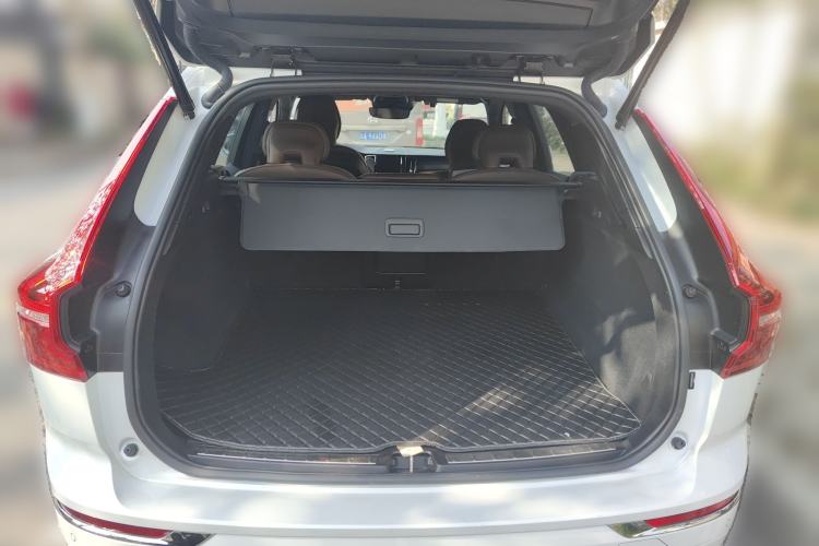 Used Volvo XC60 2021 T5 4x4 Smart Luxury Edition