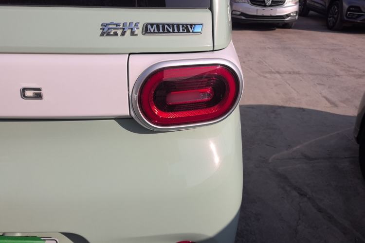 Used Wuling Hongguang MINIEV 2024 3rd Generation 215km Youth Edition
