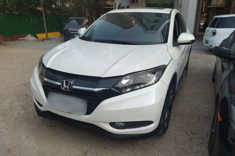 Used Honda Vezel 2016 1.8L CVT Front-Wheel Drive Pioneer Edition