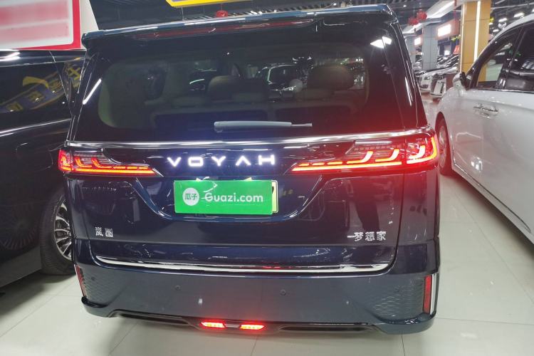 Used VOYAH Dream 2025 PHEV Four-Wheel-Drive Flagship Kunpeng Edition
