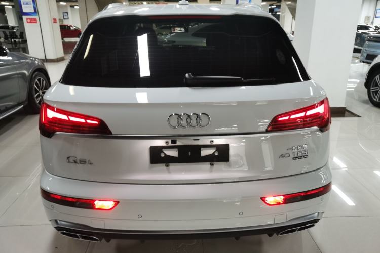 Used Audi Q5L 2022 40T Fashionable and Dynamic Model