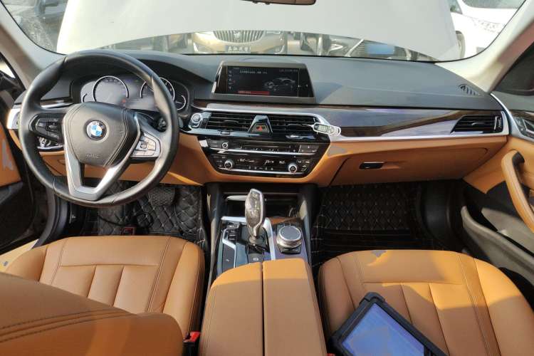 Used BMW 5 Series 2018 528Li Launch Special Edition
