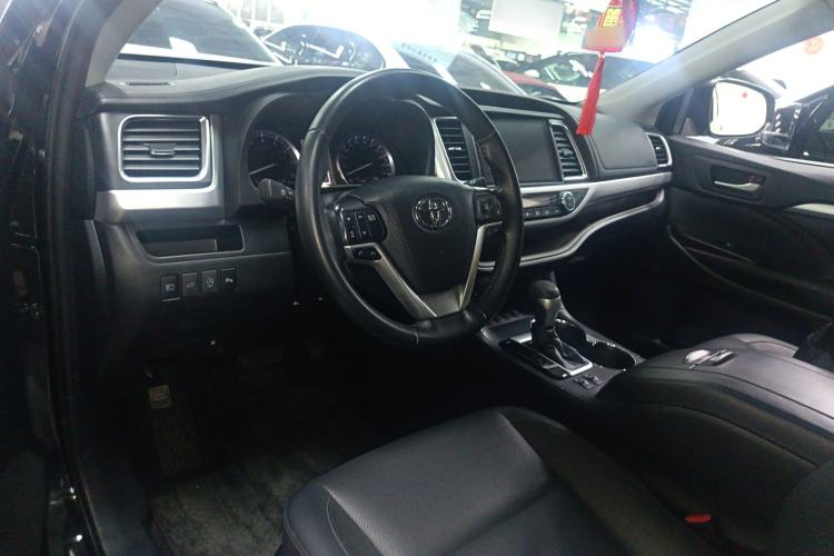 Used Toyota Highlander 2018 2.0T Four-Wheel Drive Prestige Version 7 Seats China VI Standard
