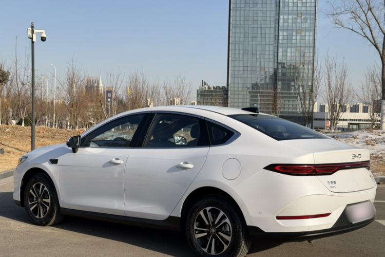 Used BYD Qin PLUS 2025 DM-i Smart Drive 120KM Superior Model