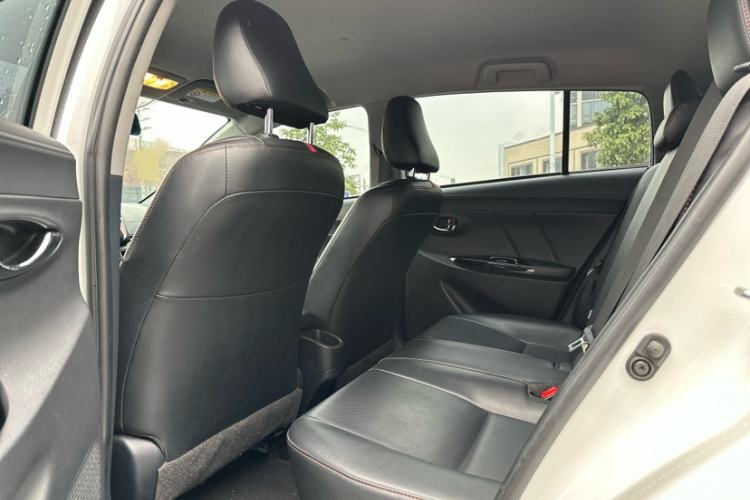 Used Toyota YARiS L 2022 X-Trail 1.5L CVT Luxury PLUS Edition
