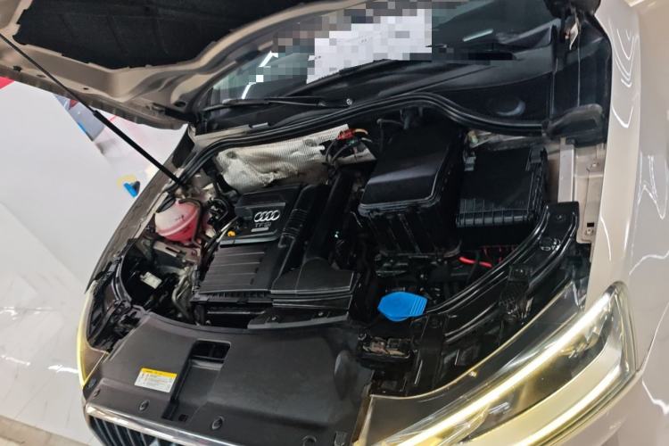 Used Audi Q3 2015 30 TFSI Comfort Model
