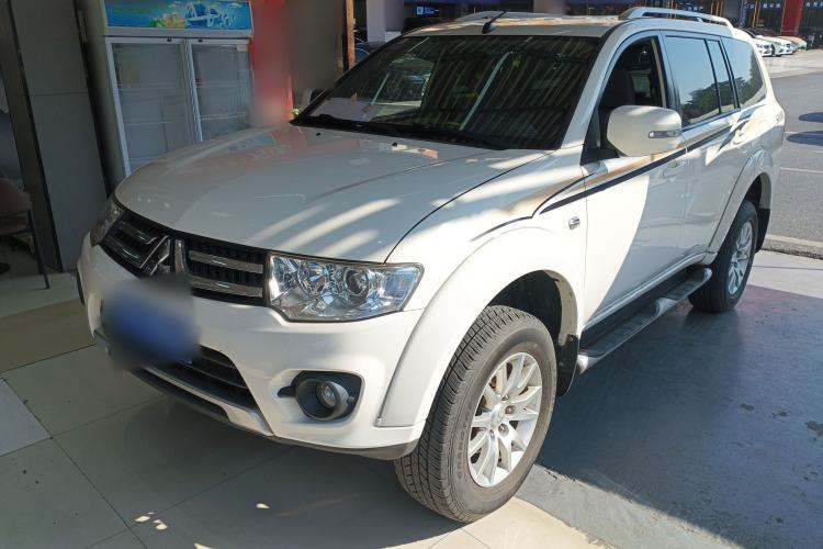 Used Mitsubishi Pajero Sport 2013 2.4L Manual Two-Wheel Drive Comfort Edition