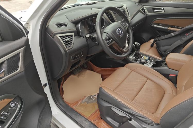 Used Changan CS75 2017 Shangkui Edition 1.5T Automatic Fengxiang Model
