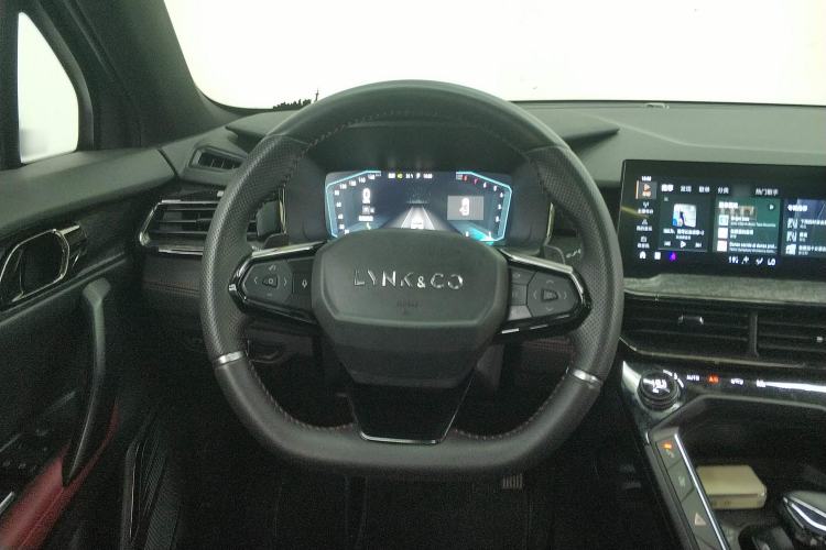 Used Lynk & Co 06 2020 1.5T JinPro model
