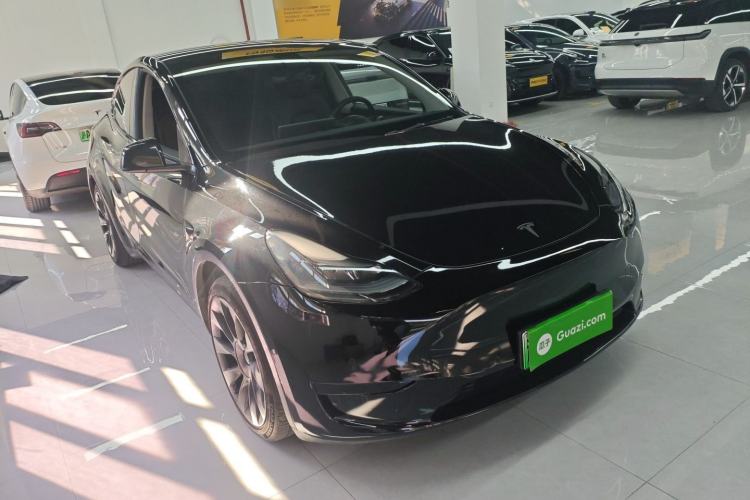 Used Tesla Model Y 2022 Rear-Wheel-Drive Version
