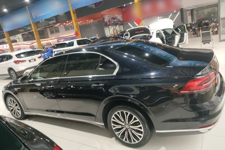 Used Volkswagen Phideon 2021 380TSI Luxury Edition
