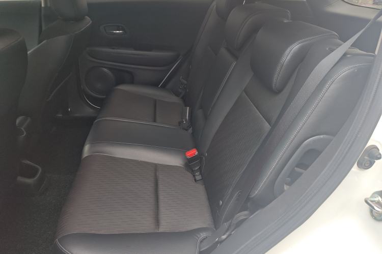 Used Honda Vezel 2020 1.5L CVT Pioneer Edition
