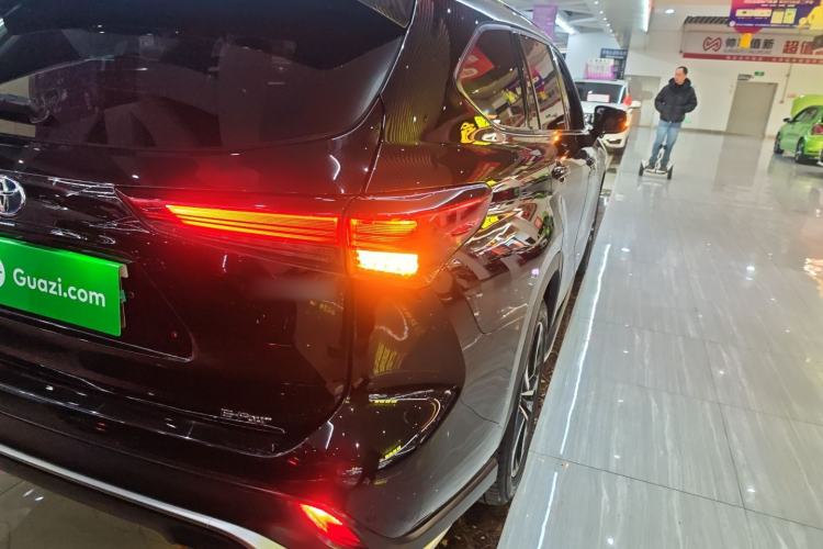 Used Toyota Crown Kluger 2021 2.5L HEV Four-Wheel Drive Premium Edition
