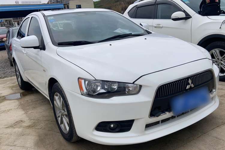 Used Mitsubishi Lancer EX 2013 Fashion Edition 1.8L CVT Comfort Version
