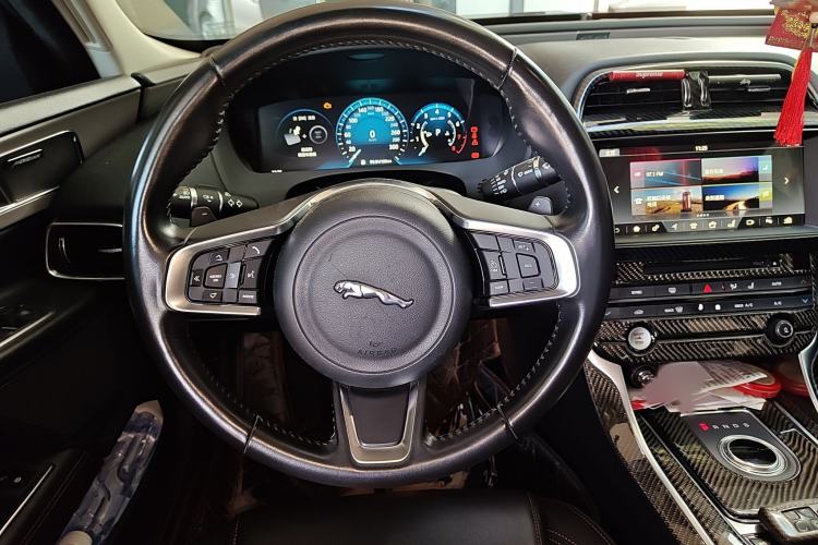 Used Jaguar XEL 2018 2.0T 200 PS First-Edition Limited Edition
