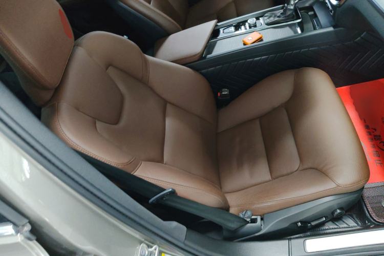 Used Volvo S60 2021 T4 Zhiyi Luxury Edition