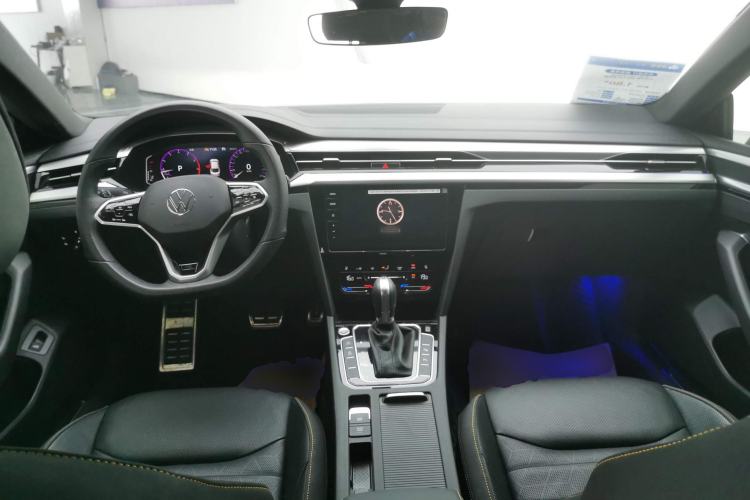 Used Volkswagen FAW-Volkswagen CC 2024 380TSI Striking Edition
