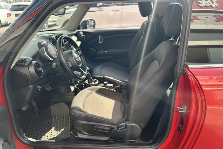 Used  MINI 2014 1.5T COOPER Fun
