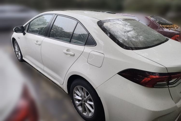Used Toyota Corolla 2021 Dual-Motor 1.8L E-CVT Elite Edition

