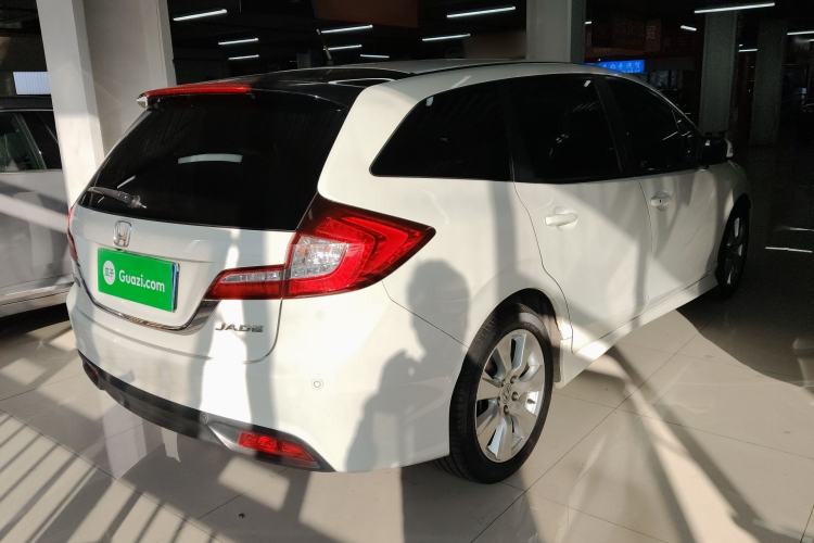 Used Honda Jade 2014 1.8L Automatic Comfort Elite Version 5 Seats
