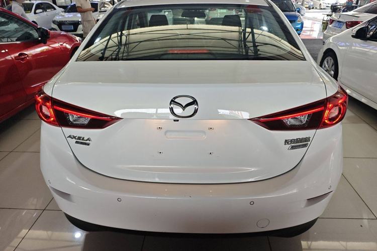 Used Mazda Mazda 3 Axela 2017 Sedan 1.5L Automatic Luxury Model Emission Standard China V
