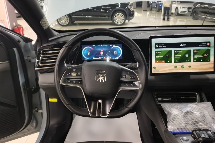 Used BYD Qin L 2024 DM-i 120KM Leading Model
