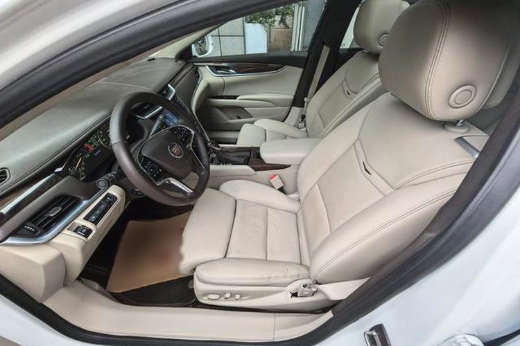 Used Cadillac XTS 2013 28T Leading Model
