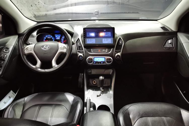 Used Hyundai ix35 2015 2.0L Automatic 2WD Smart Version China V Standard