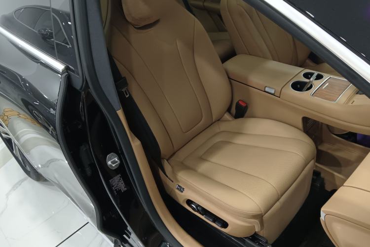 Used Hima Luxeed R7 2024 All-Electric 736 km Ultra
