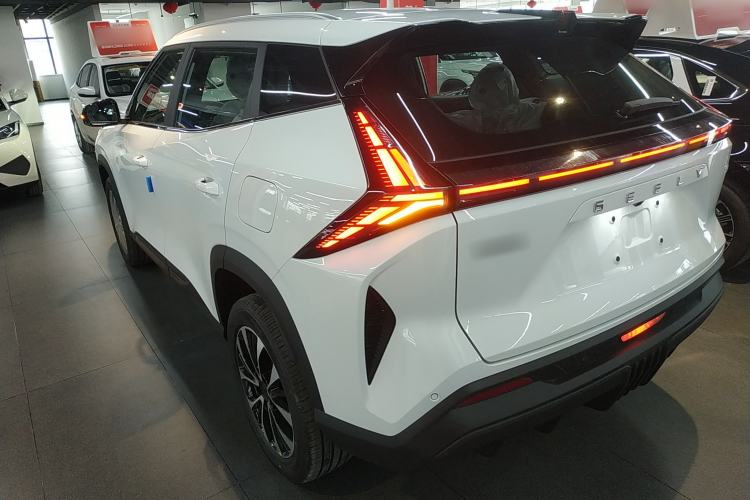 Used Geely Auto Emgrand X7 Sport 2026 Model 1.5TD Aspirational
