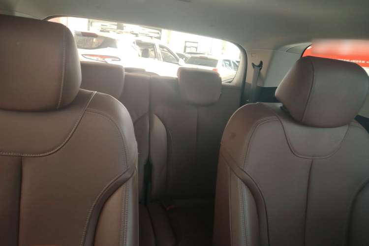 Used Buick GL6 2018 18T 6-Seater Luxury Model
