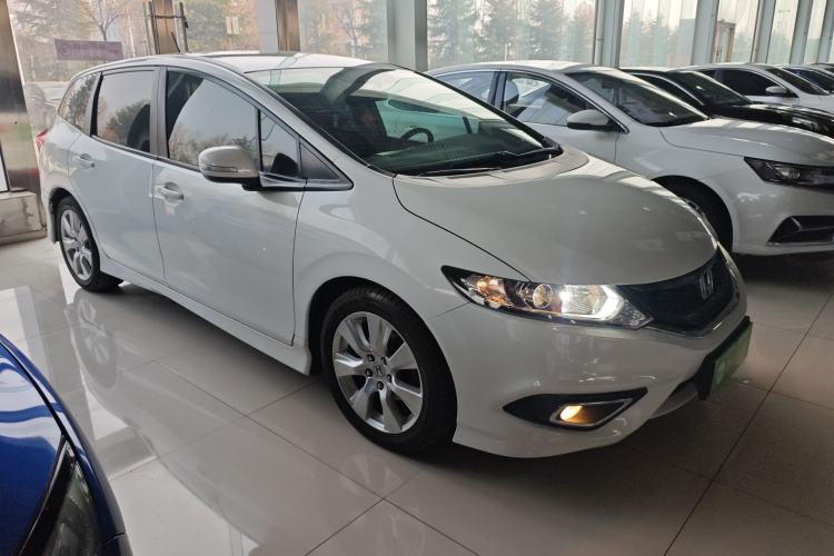 Used Honda Jade 2013 1.8L automatic Comfort version 5 seats
