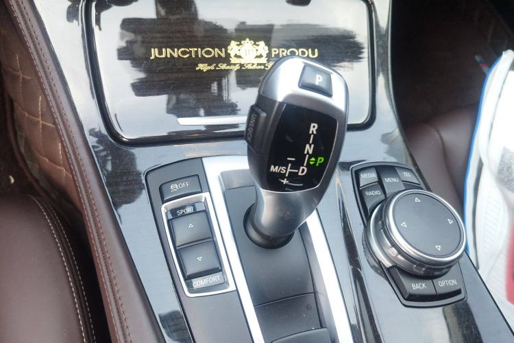 Used BMW 5 Series 2014 525Li Luxury Design Package
